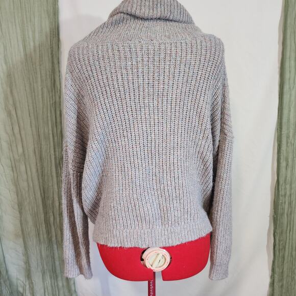 Express Grey Metallic Accents Cowl Turtle Neck Long Sleeves Sweater Size L - Picture 3 of 6